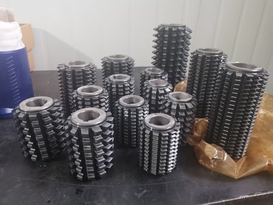 ギヤ炭化物歯切り工具で切る用具の標準モジュールTiAlN CrNは塗った