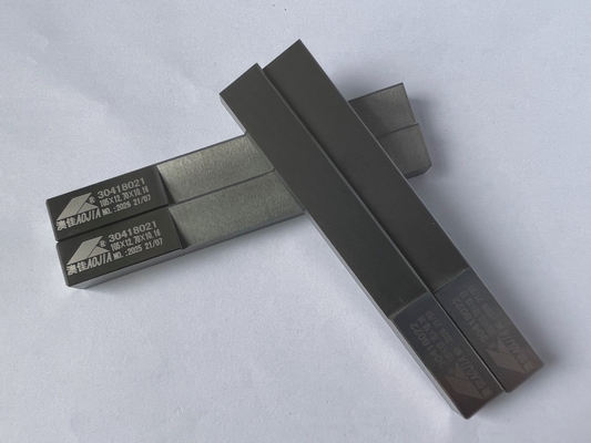 Gleasonの炭化物のカッター用具の高精度の耐久性110×15.24×15.24
