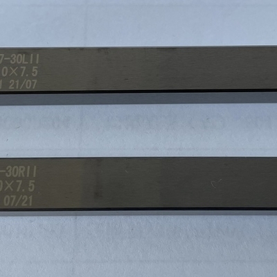 光沢が無い高精度105×9.0×7.5を製粉する銀製の炭化物の切削工具