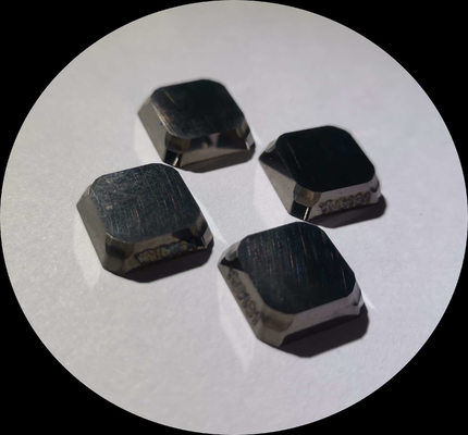 CNCの旋盤用具のサーメットの回転挿入物YDS15の銀灰色はカスタマイズした